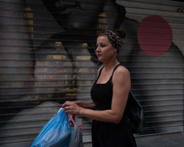 Jean-Pierre Damen urban and street photography - 8: Mandorla Madonna