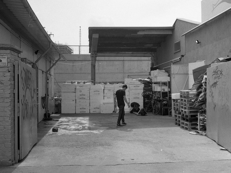 Jean-Pierre Damen urban and street photography - roll13_012.jpg